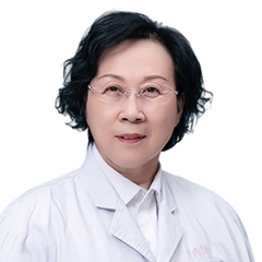 李英