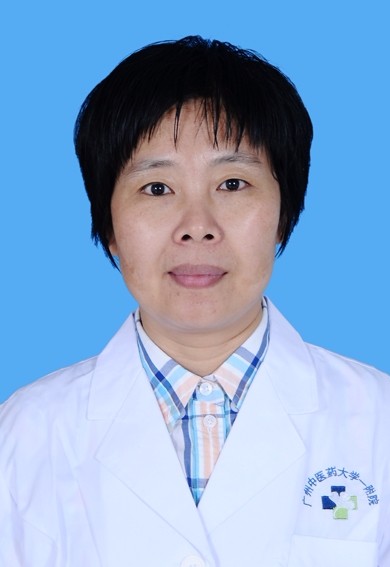 蔡君