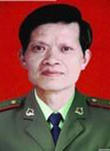 罗锦添