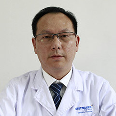 常伟