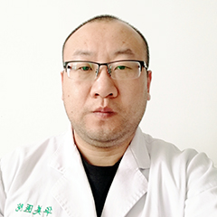 潘振国