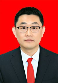 张磊