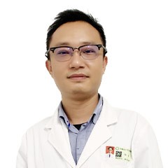 张诚