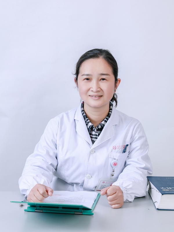 严沁萌