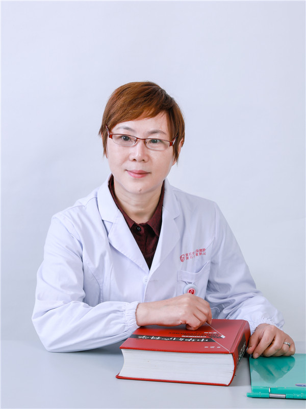 龚丽