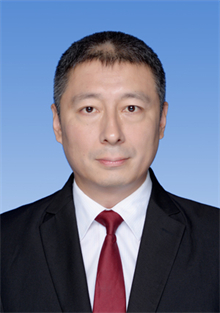 曲云东
