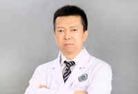 李龙