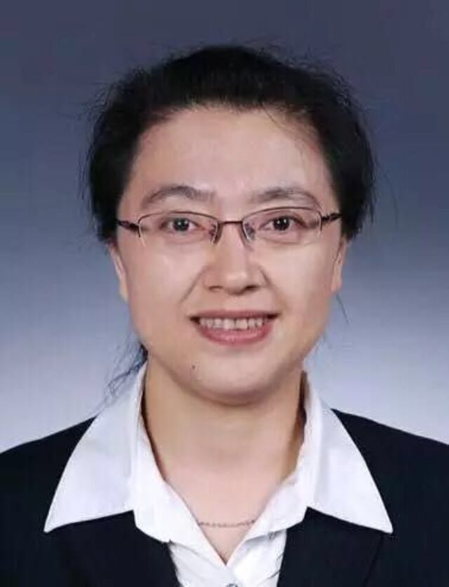李艳玲