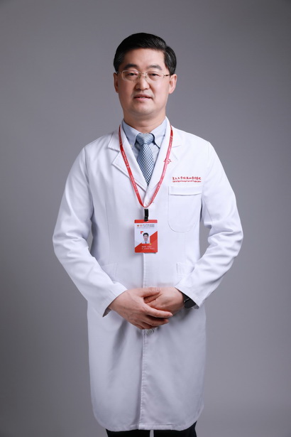 张国福