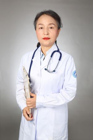 王蕾