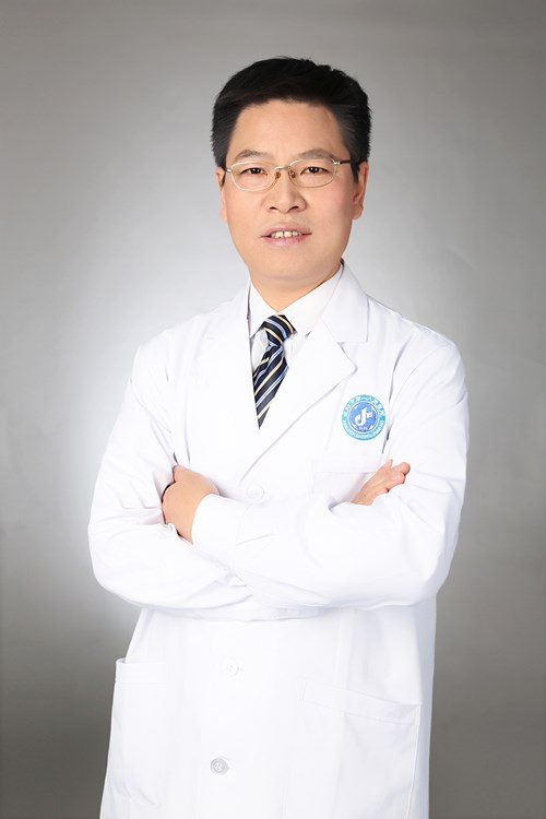 李吉利