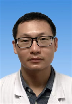 黄家英
