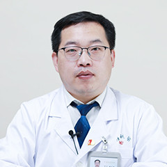 曹伯峰