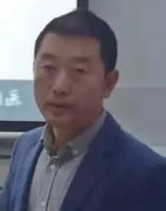 黄伟