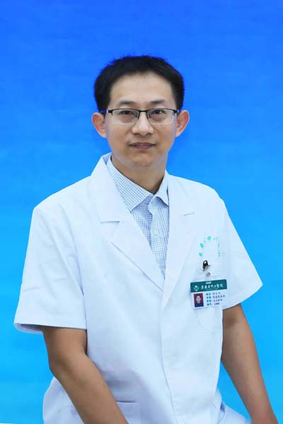许立飞