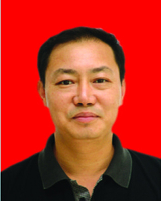 龚坚