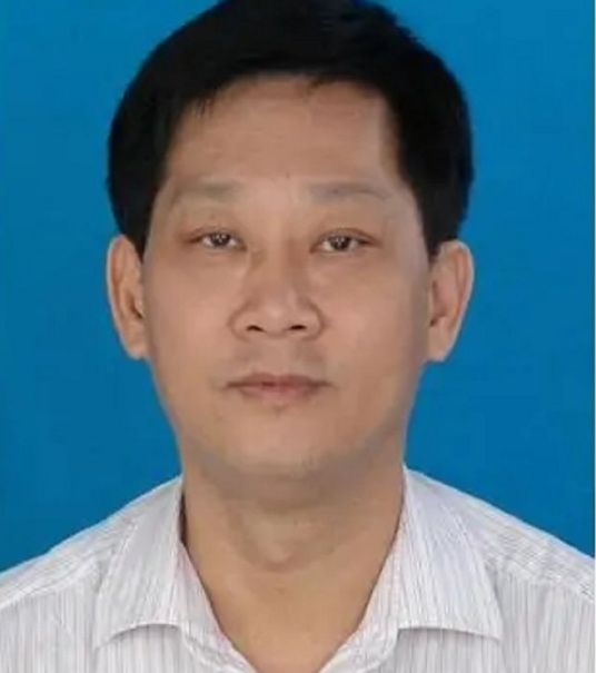 胡明