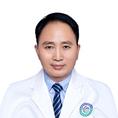 黄经纬