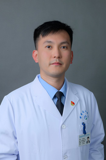 李承靖