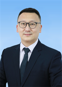 戚震伟