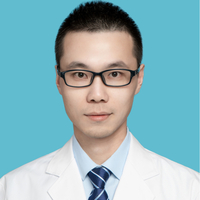 李立伟