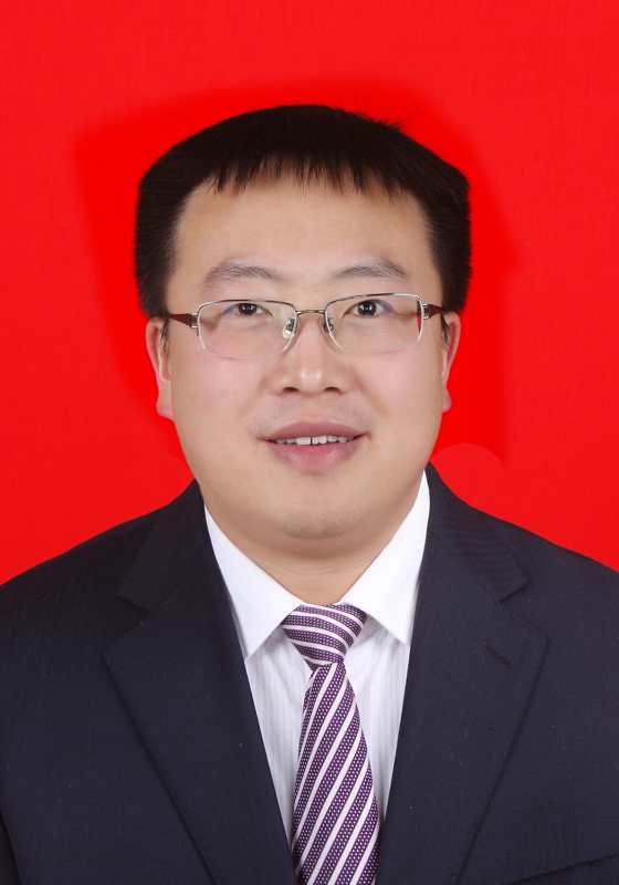 李喆