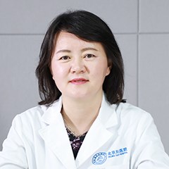 李巍