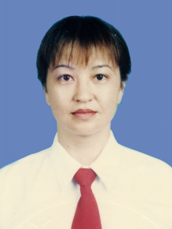 黎静华