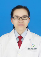 何英