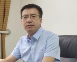杨东炜