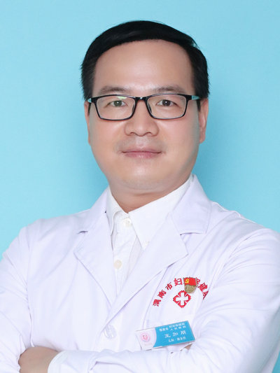 王加朋