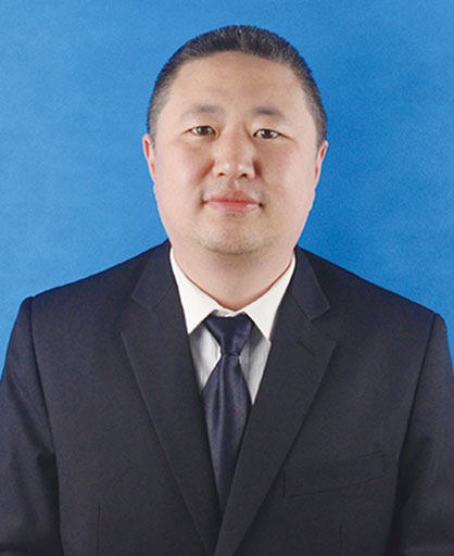 王君
