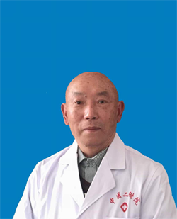 周英