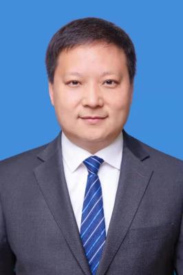 张凌