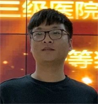 张昱君