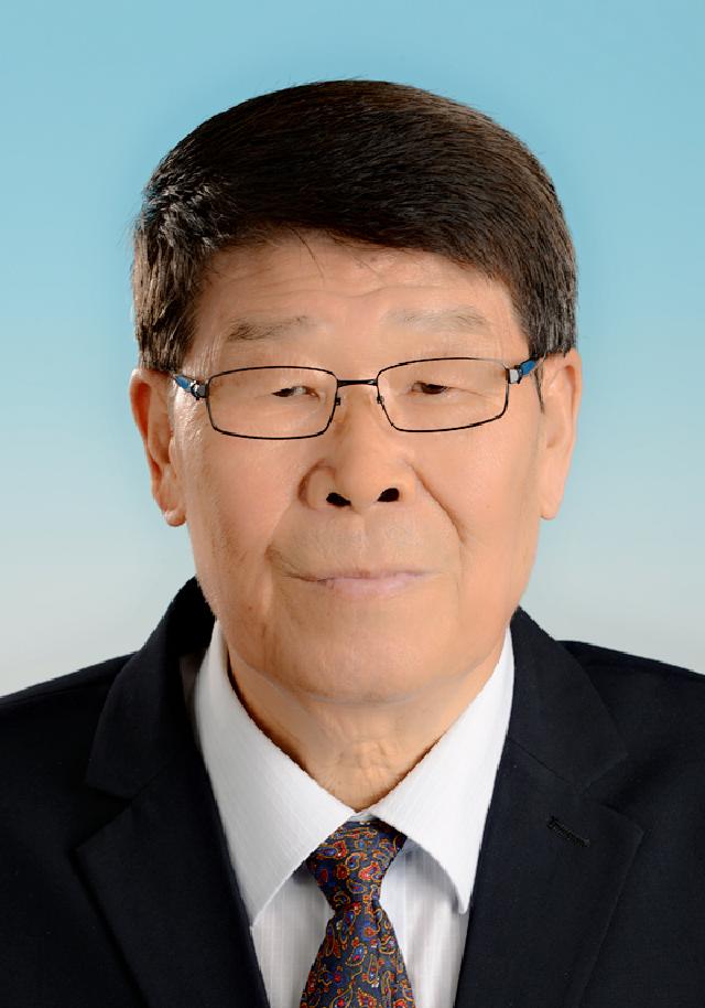 倪毓生