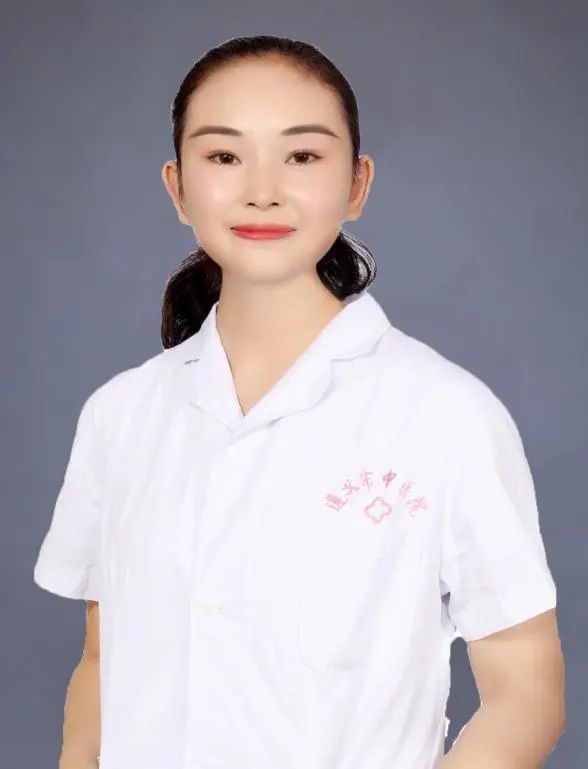叶倩
