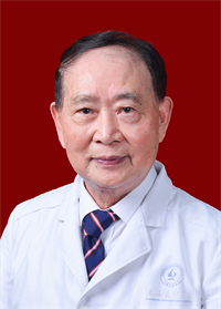 何英