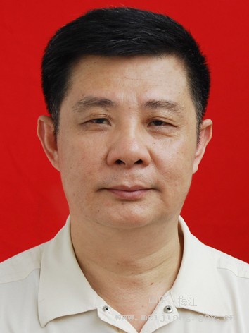 侯舒成