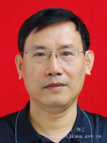李宏春