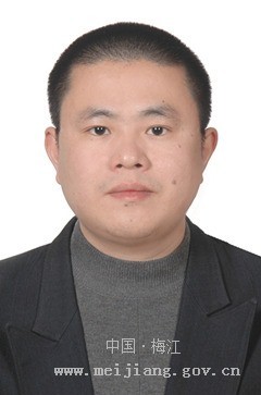 何尚华