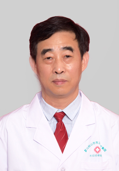 李伟