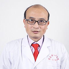 凌群恩