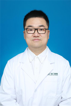 李昂