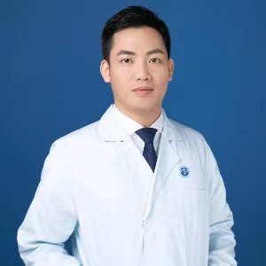 何立锐
