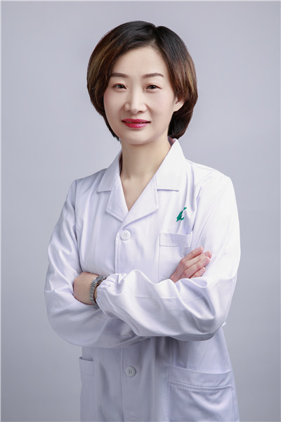 李红