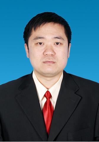 黄伟