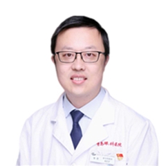 李君
