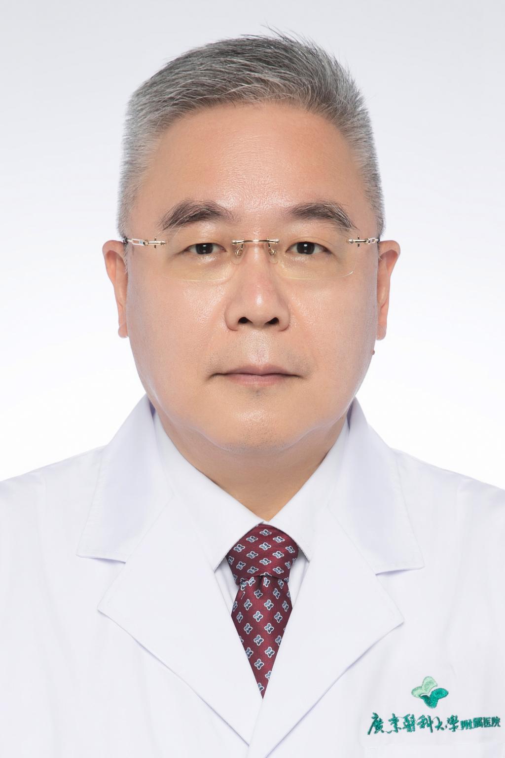 王坚