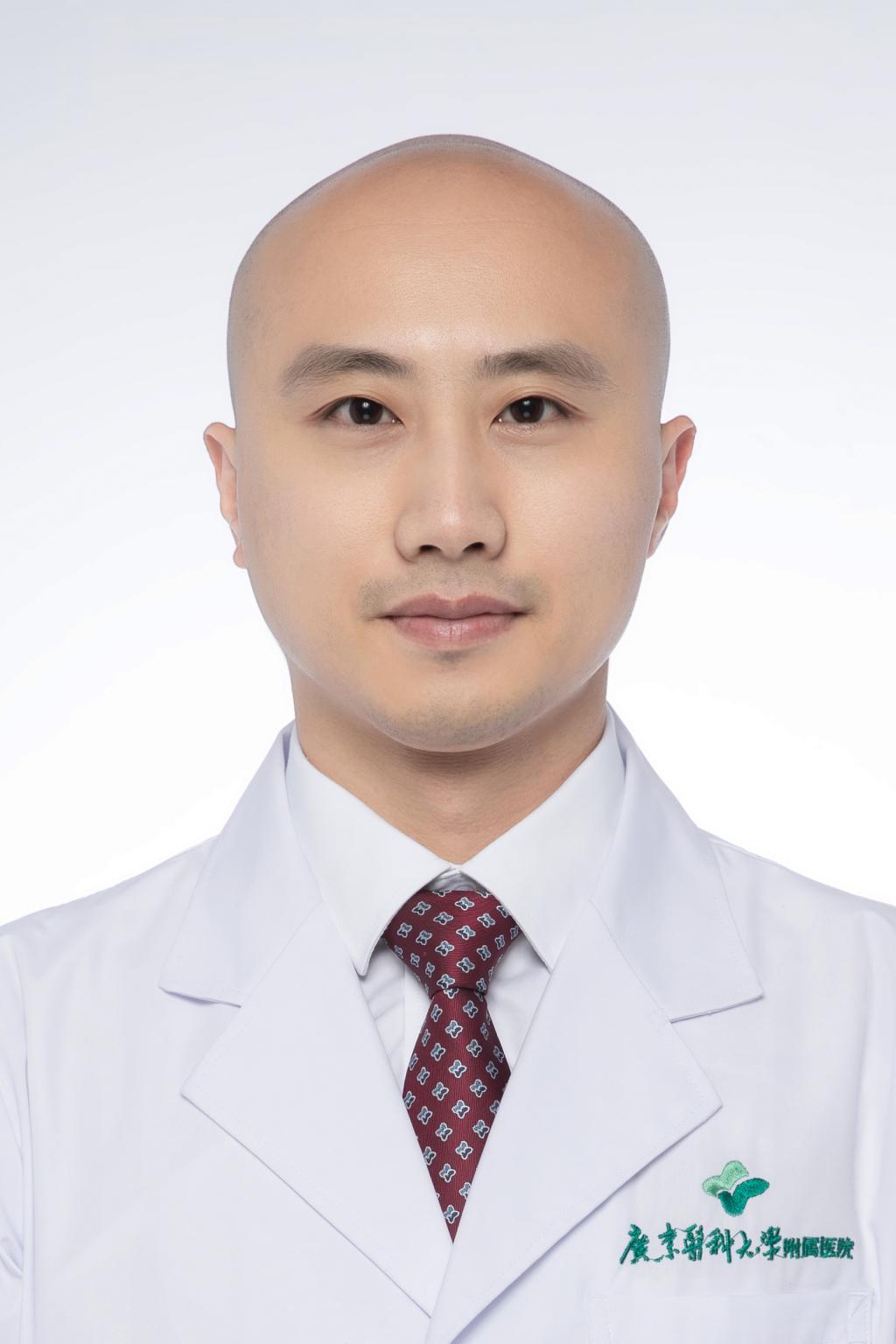 黄哲
